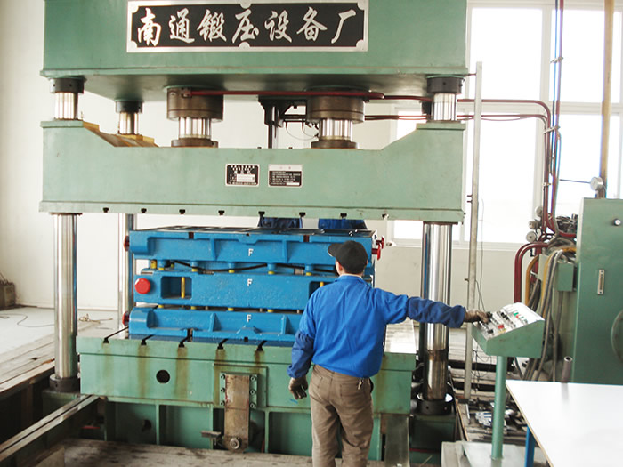 液壓機(jī)